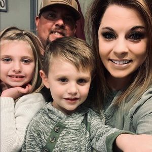 Meet your Posher, Stephanie